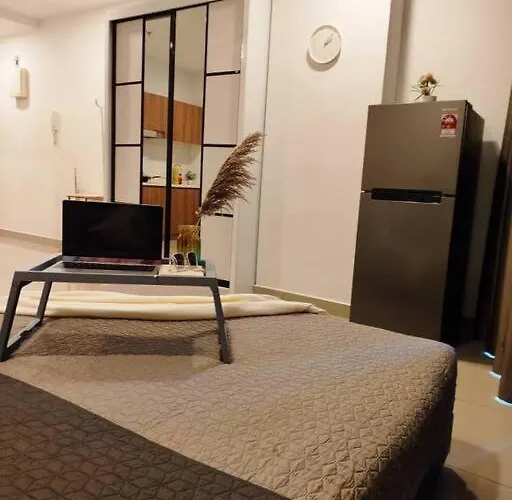 Cozy Haven Queen Studio Free Private Parking Netflix