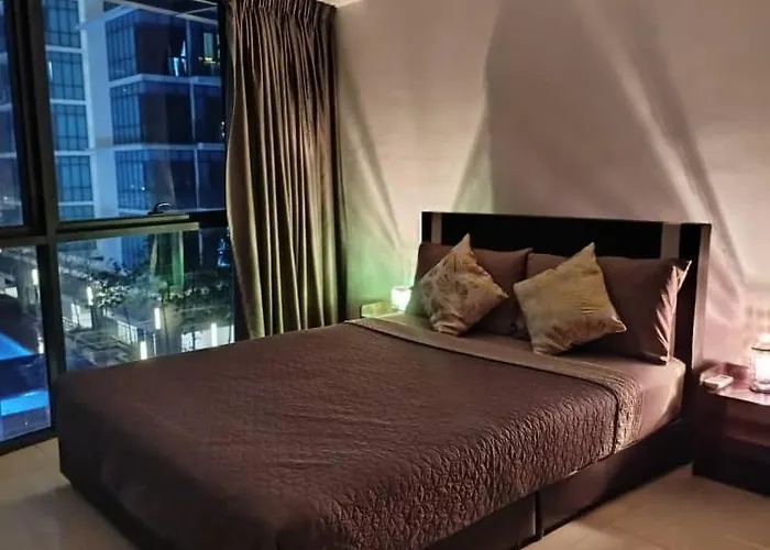 Cozy Haven Queen Studio Free Private Parking Netflix
