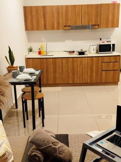 Apartment Cozy Haven Queen Free Private Parking Netflix *